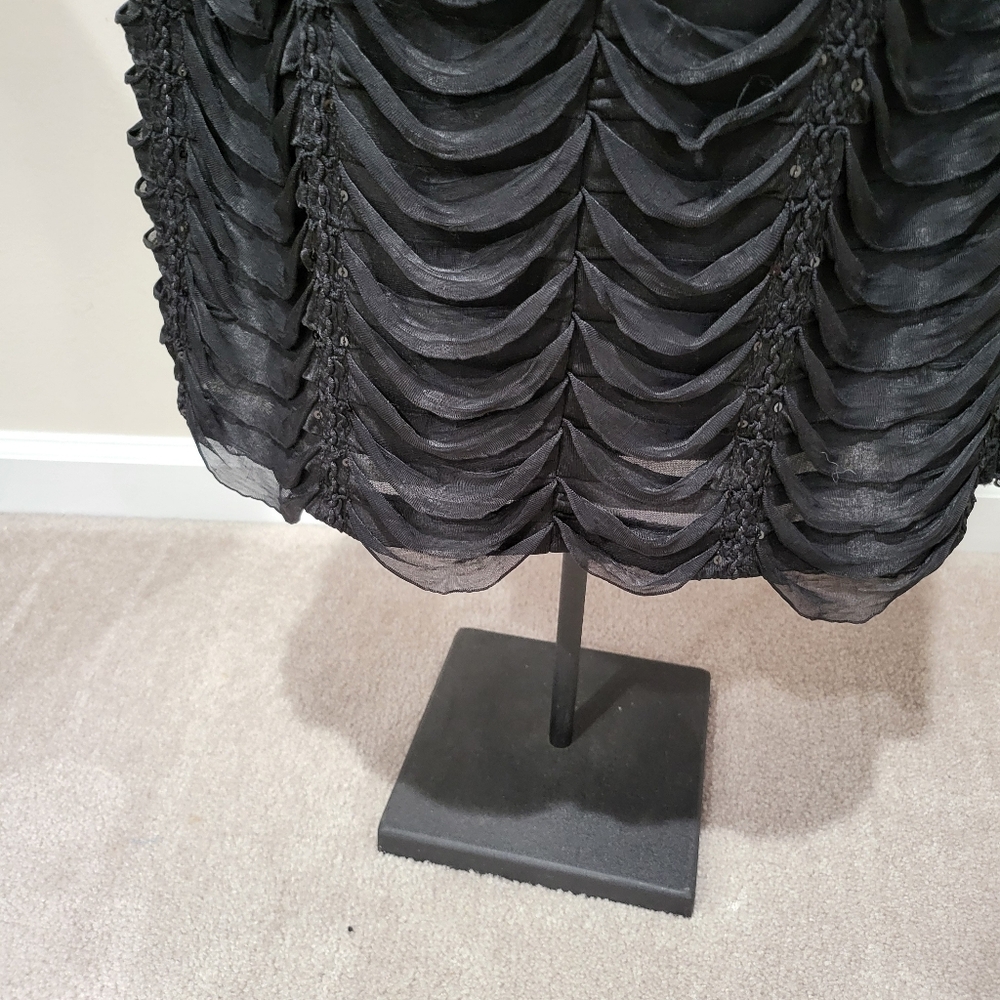 R&M Richard, black, special occasion, sleeveless, has some sequence sz16,stretch - Picture 9 of 9